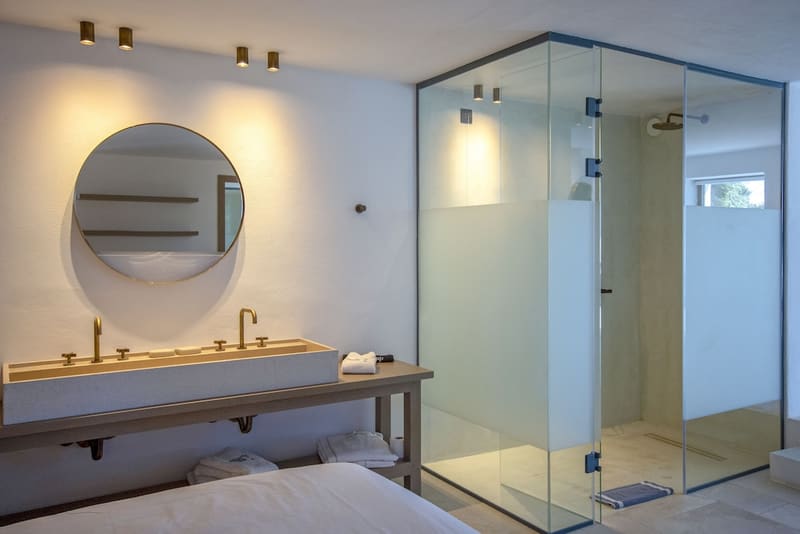 Private hot tub at Mykonos Adonis Hotel, Mykonos — photo 4