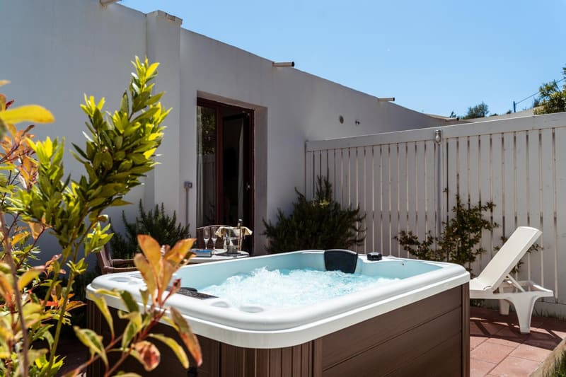 Private hot tub at Hotel dP Olbia - Sardinia, Olbia — photo 4