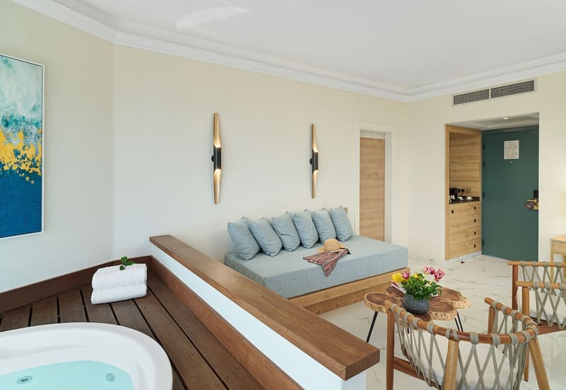 Private hot tub at The GrandResort – Limited Edition by Leonardo Hotels, Limassol — photo 2