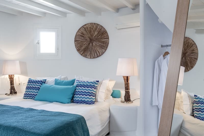 Private hot tub at Absolute Mykonos Suites & More, Mykonos — photo 5