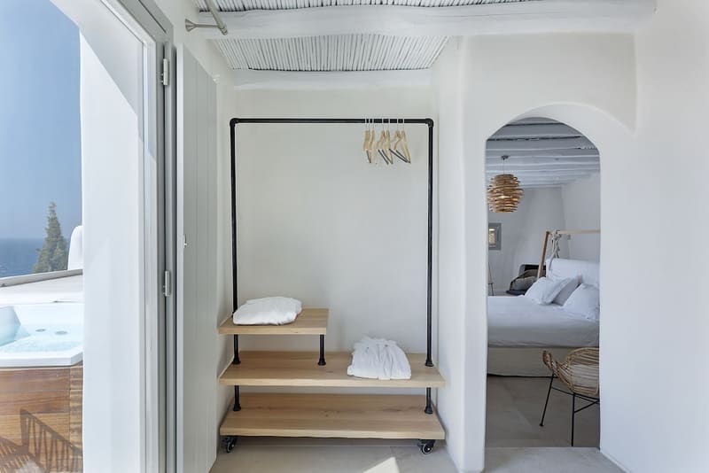 Private hot tub at Legacy Suites, Mykonos, photo 4