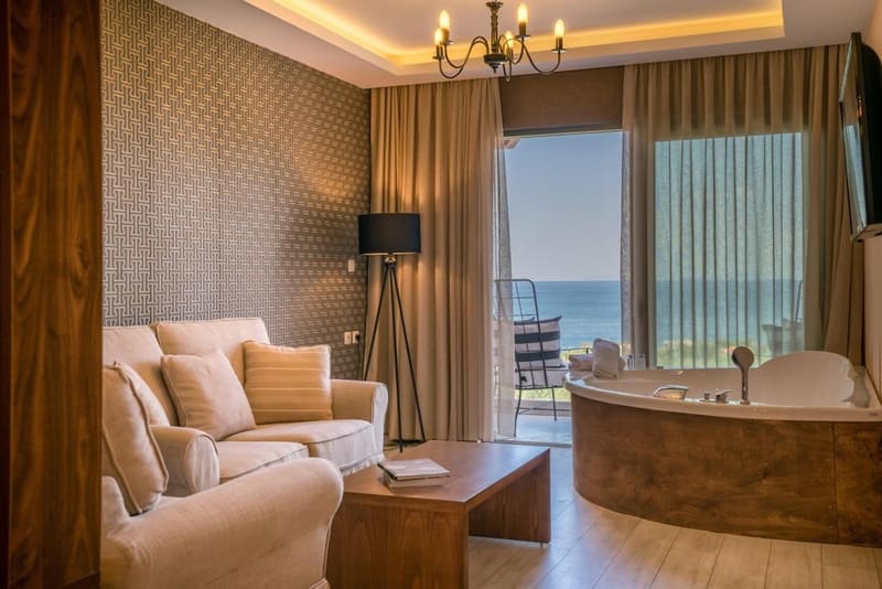 Private hot tub at Elegance Luxury Executive Suites - Adults Only, Zakynthos, photo 6