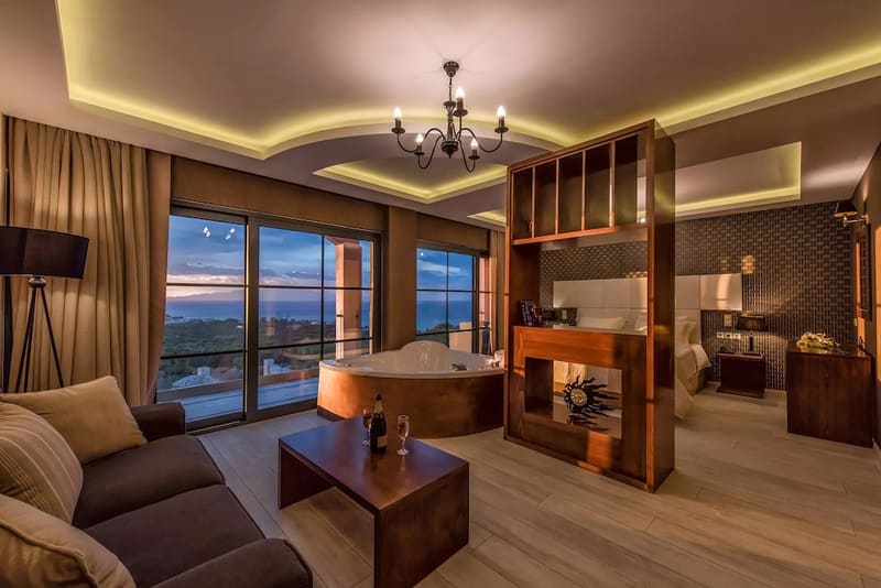 Private hot tub at Elegance Luxury Executive Suites - Adults Only, Zakynthos — photo 2