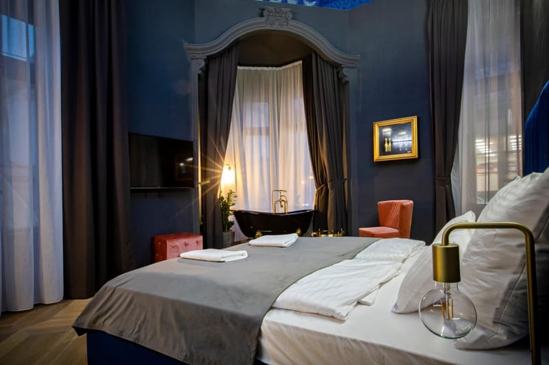 Hotels with a private in-room hot tub in Budapest, Hungary