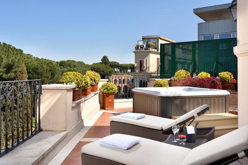 Private jacuzzi at Hotel Splendide Royal - The Leading Hotels of the World, Rome — photo 4