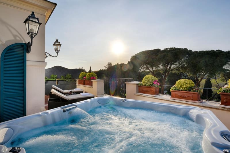 Private jacuzzi at Hotel Splendide Royal - The Leading Hotels of the World, Rome — photo 2