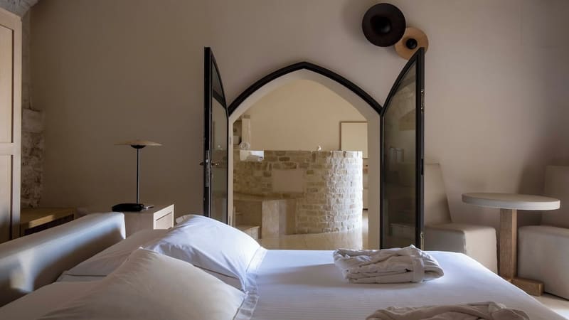 Private hot tub at La Sommità Relais & Chateaux, Ostuni — photo 5
