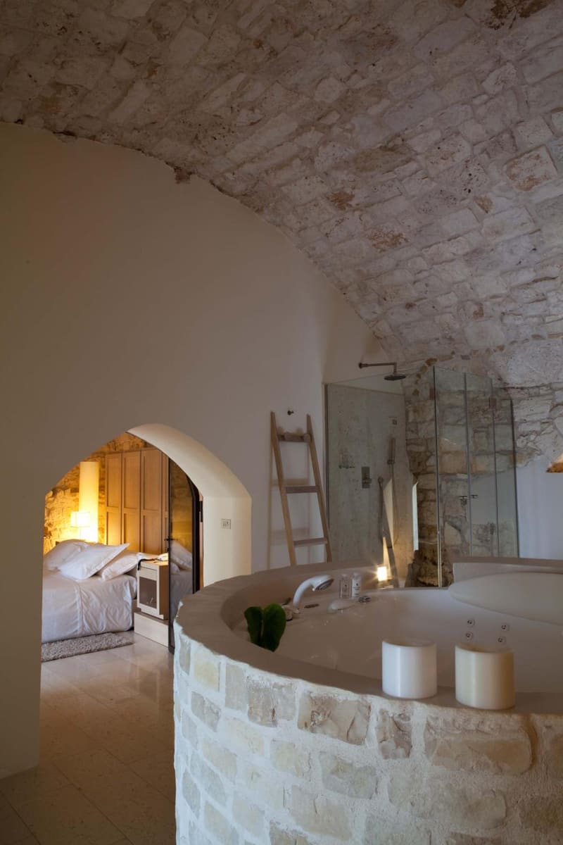Private hot tub at La Sommità Relais & Chateaux, Ostuni, photo 3