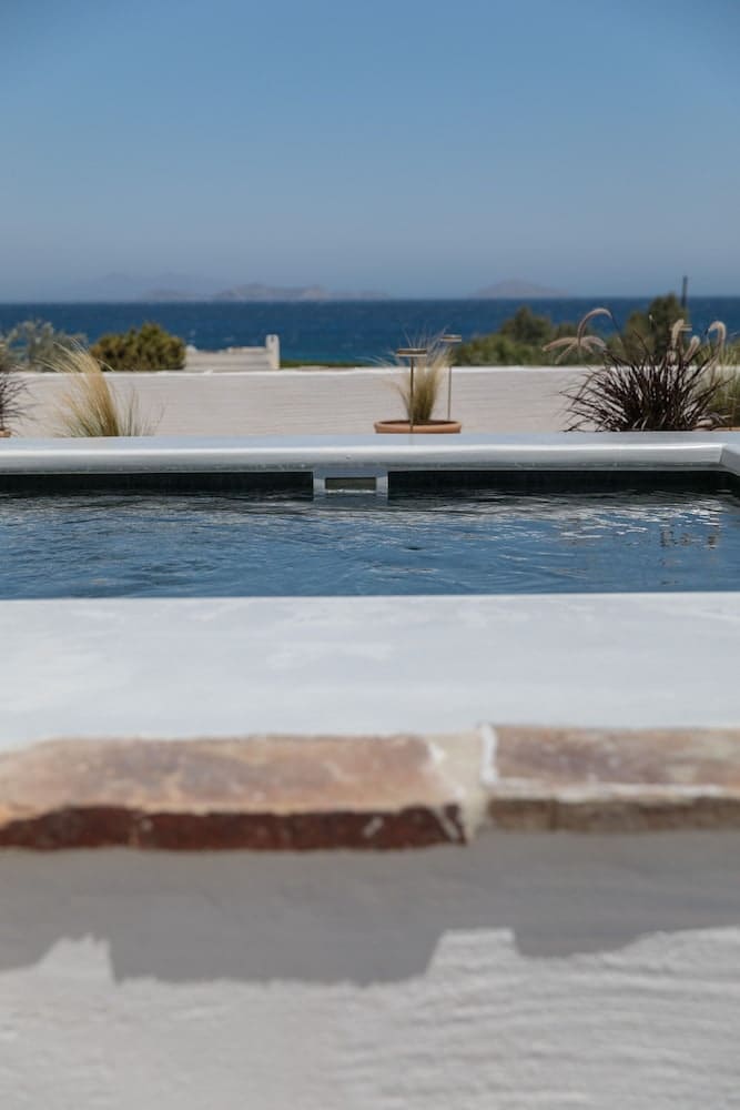 Private plunge pool at Ostria Inn, Naxos, photo 4