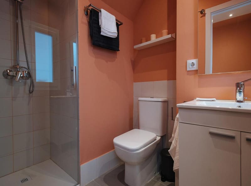 Private hot tub at Lola 14 Suite Apartment, Seville, photo 6