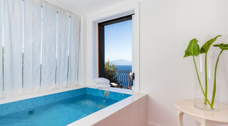 Private hot tub at Hotel Belair, Sorrento