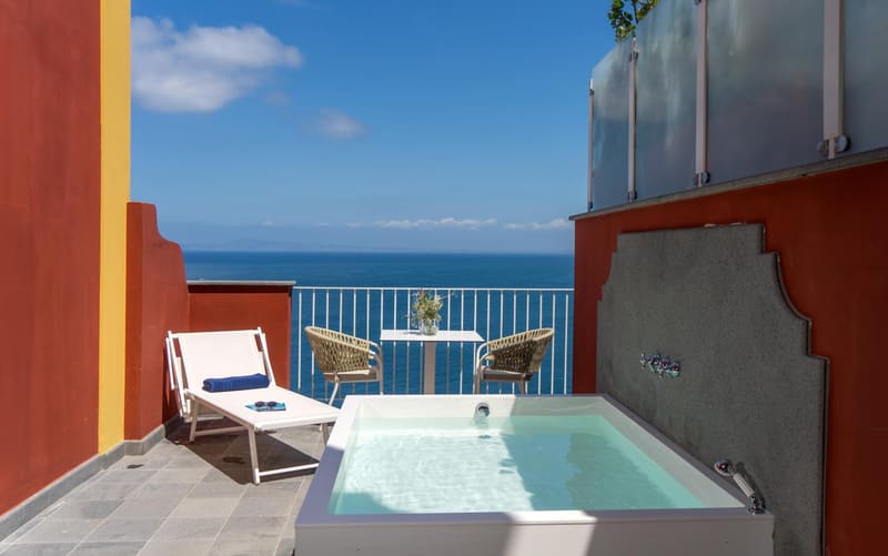 Private hot tub at Hotel Lorelei Londres, Sorrento, photo 2