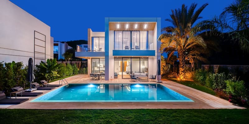 Private jacuzzi at The Norm Collection Door'a Bodrum, Bodrum, photo 2