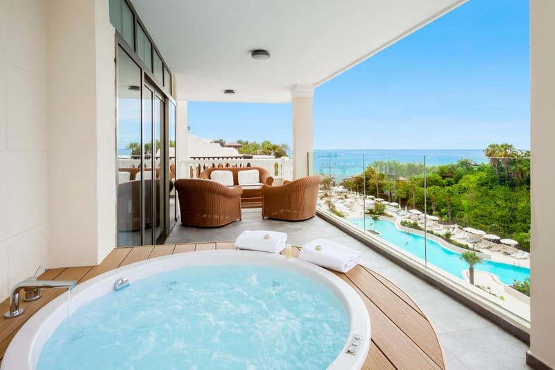 Private hot tub at Gran Tacande Wellness & Relax Costa Adeje, Adeje — photo 2