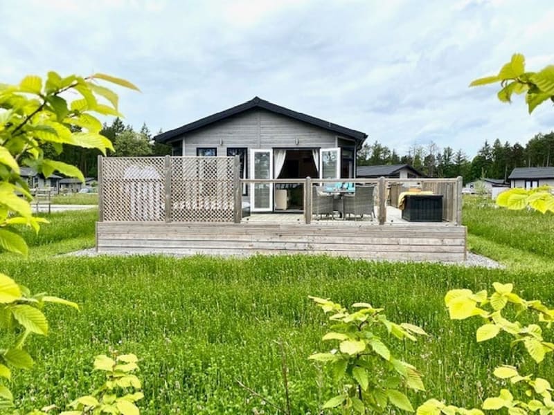 Private hot tub at Hollicarrs - Bumblebee Lodge, York, photo 3